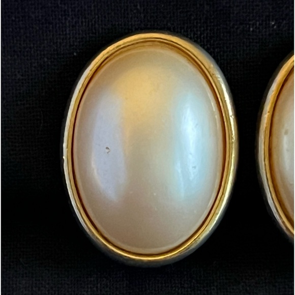 Vintage Liz Claiborne Earrings - Picture 3 of 11